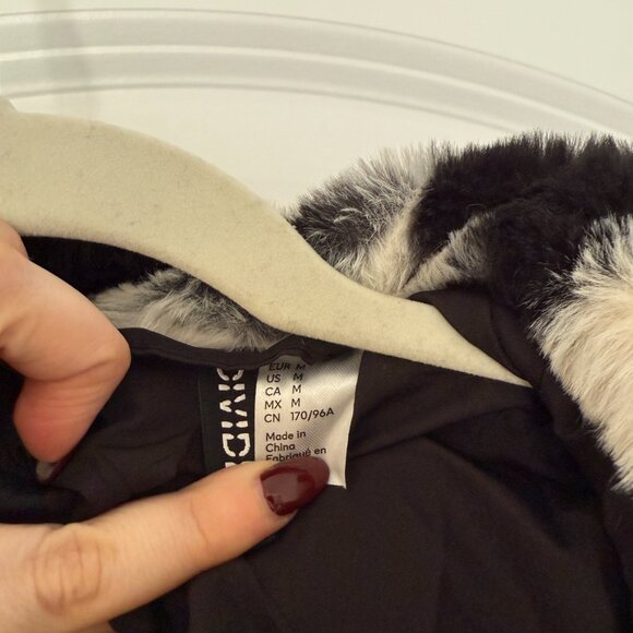 H&M Teddy Faux Fur Houndstooth Bomber Jacket, Size M - Picture 4 of 4